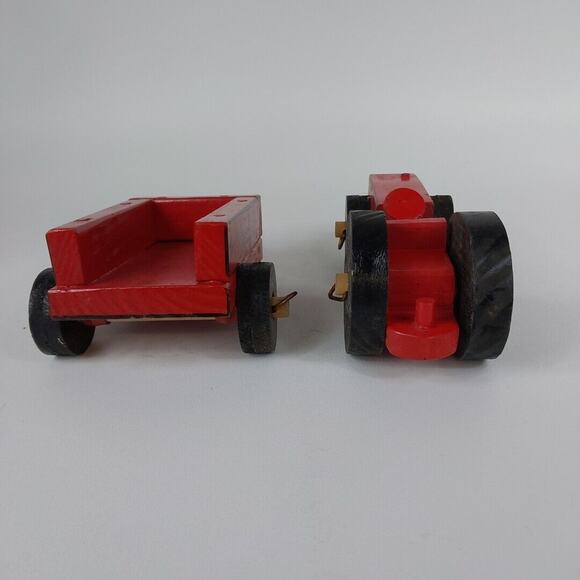 Handmade Wooden Toy Tractor And‎ Wagon Farming Toy - Picture 2 of 4